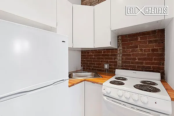 Rented by Citi Habitats | media 53