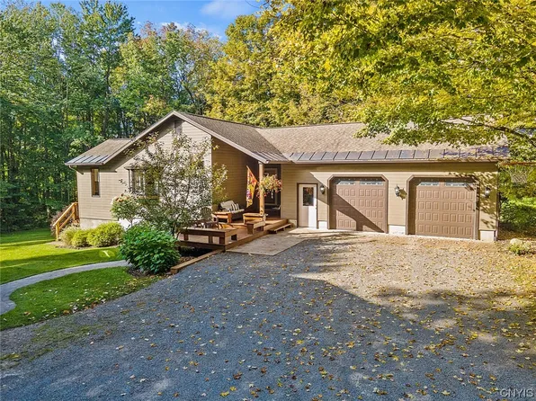 1635 County Route 45, Fulton, NY 13069
