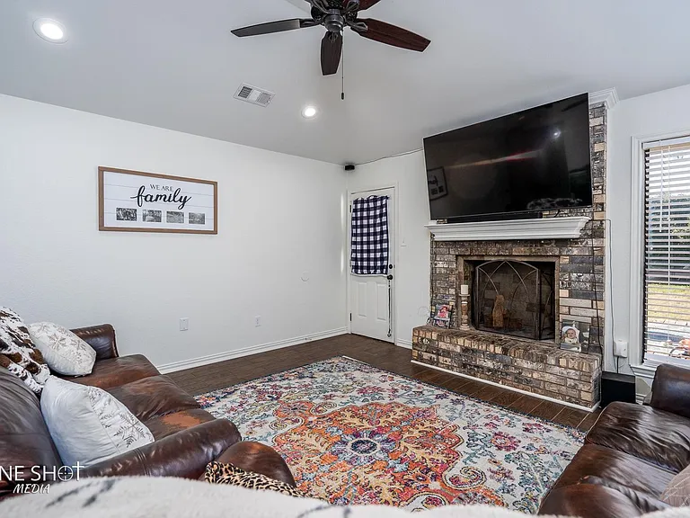 5081 Velta Ln — Photo 5