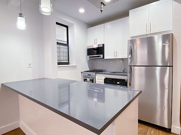 4th image of 315 W 113th St #2R