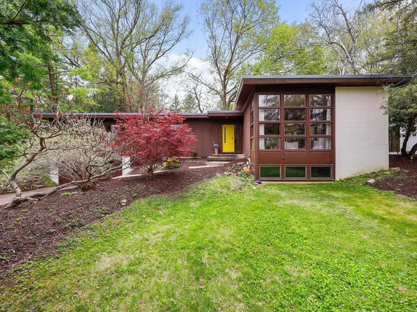 1406 W Skyline Dr, Madison, WI 53705