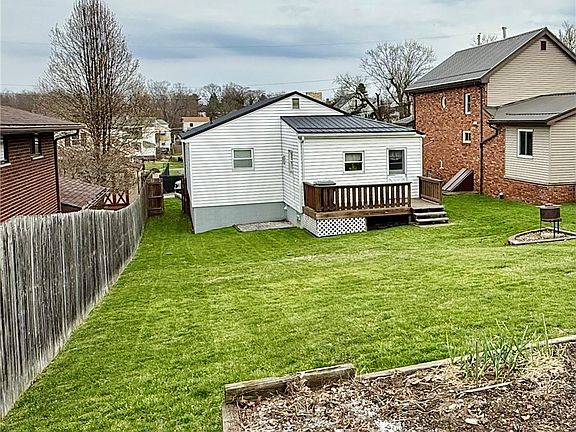 4th image of 1506 Glenn St