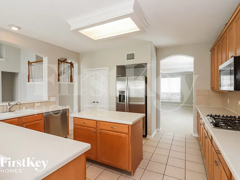 13206 Indigo Creek Ln — Photo 7
