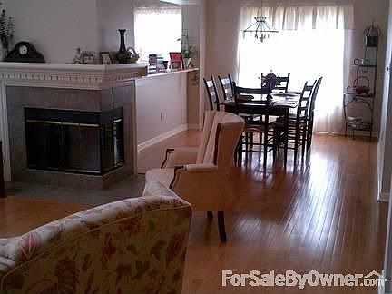 4th image of 10745 Chesapeake Dr N
