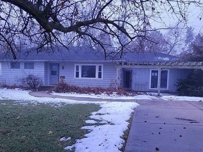 753 Skyline Dr, Freeport, IL, 61032