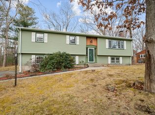 28 Colony Rd, East Lyme, CT 06333