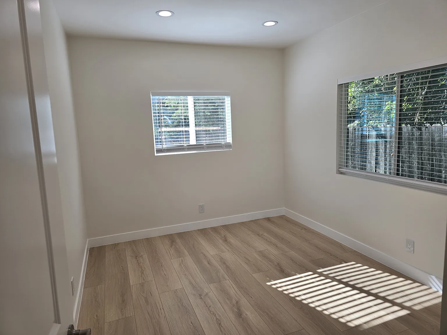 3 bed, 2.5 bath, 1200 sqft, $3,900 — Photo 4