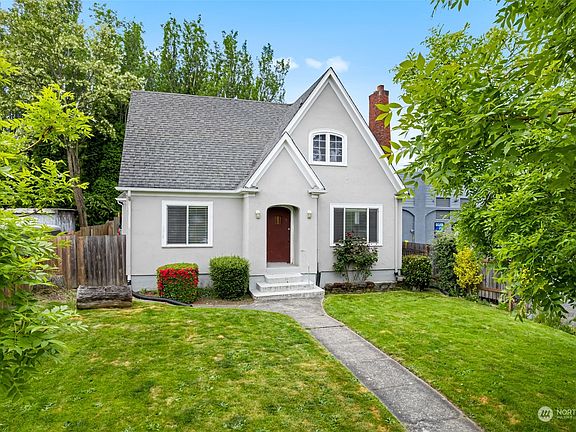 2nd image of 4516 Pacific Avenue