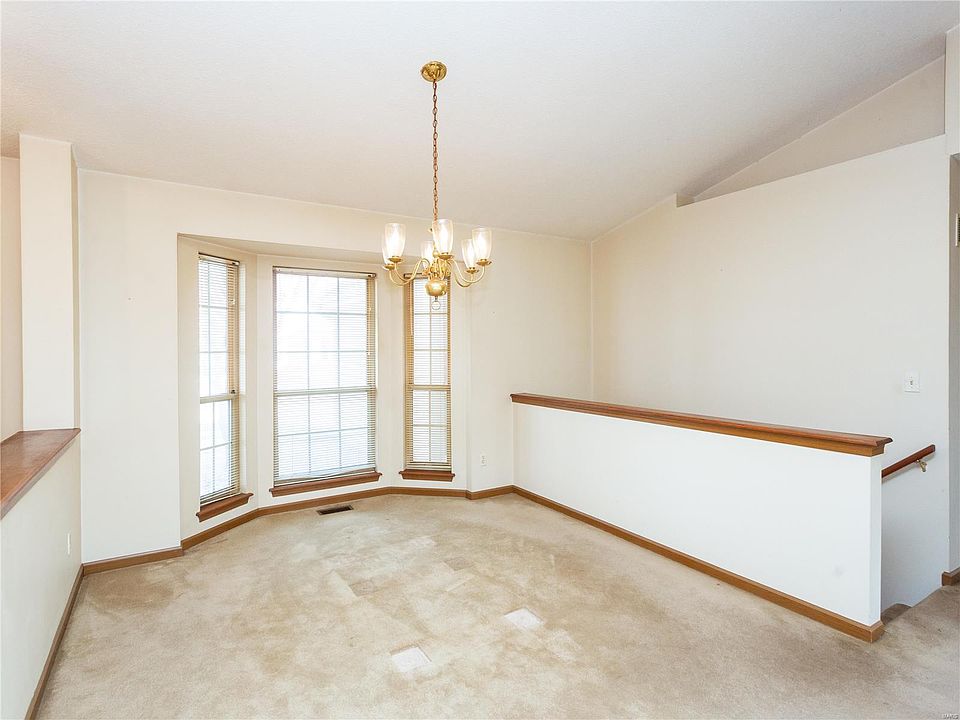 1476 Remington Oaks Ter, Fenton, MO 63026 Zillow