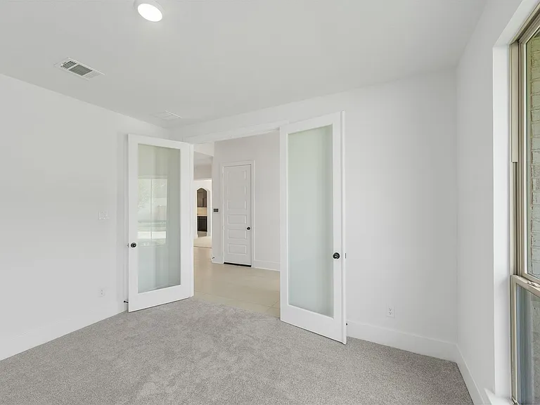 21127 Coral View Dr — Photo 8