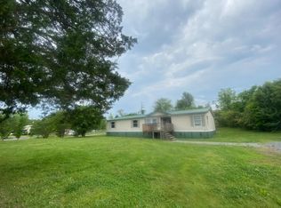 122 Classic Ln, Chatsworth, GA 30705