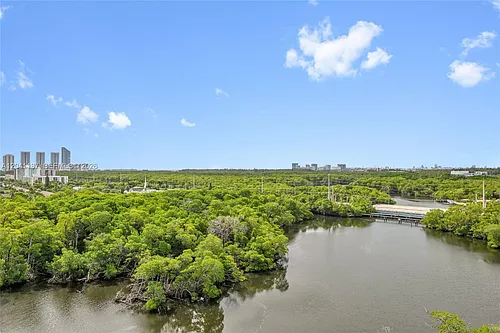 16385 Biscayne Blvd #1020 Photo 1