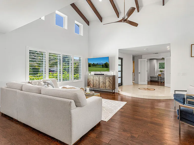 6130 Ridge Ln — Photo 8