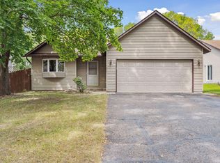 7988 76th St S, Cottage Grove, MN 55016