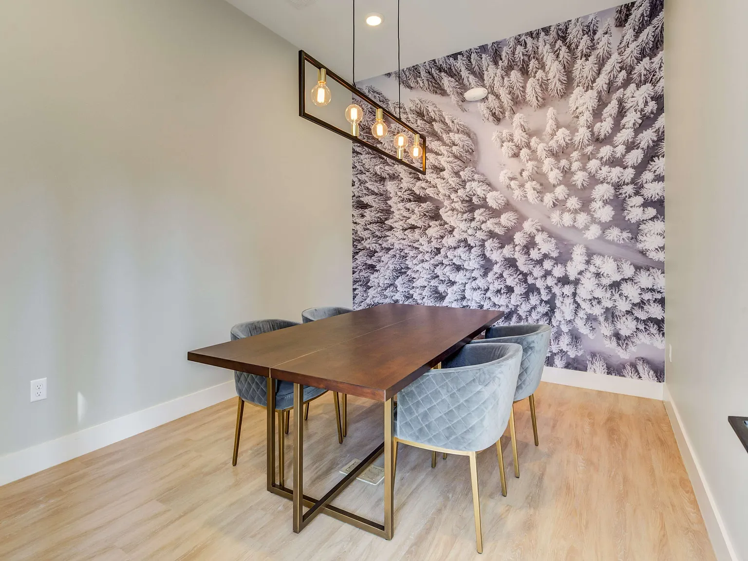 Gateway Lofts Centerville — Photo 2