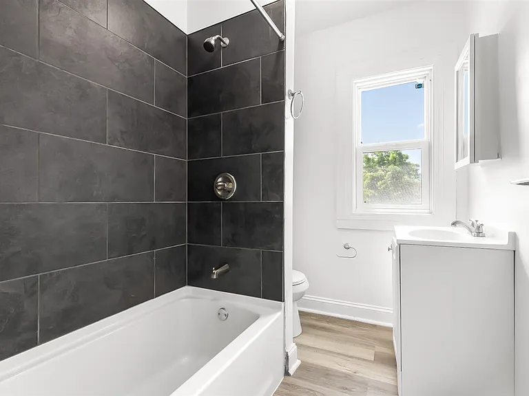 216-1HOLBROOK Street — Photo 19