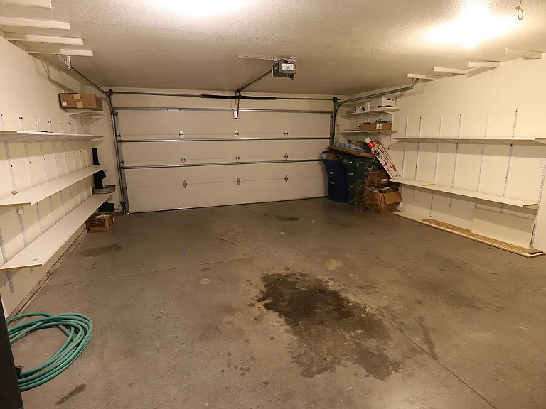 810 Pinyon Pl — Photo 25