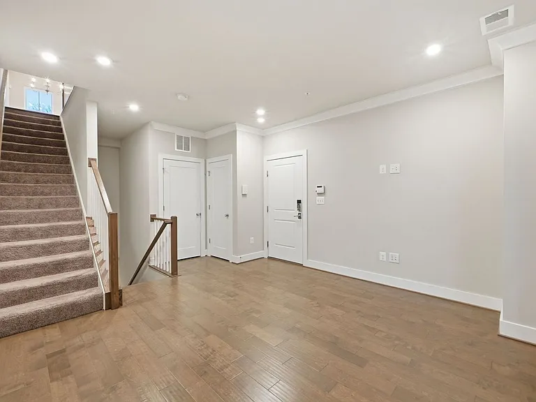 7227 Georgia Ave NW #B — Photo 5