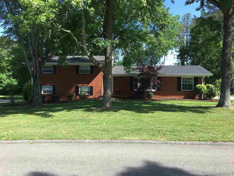 1st image of 3615 Bowman Cir NE