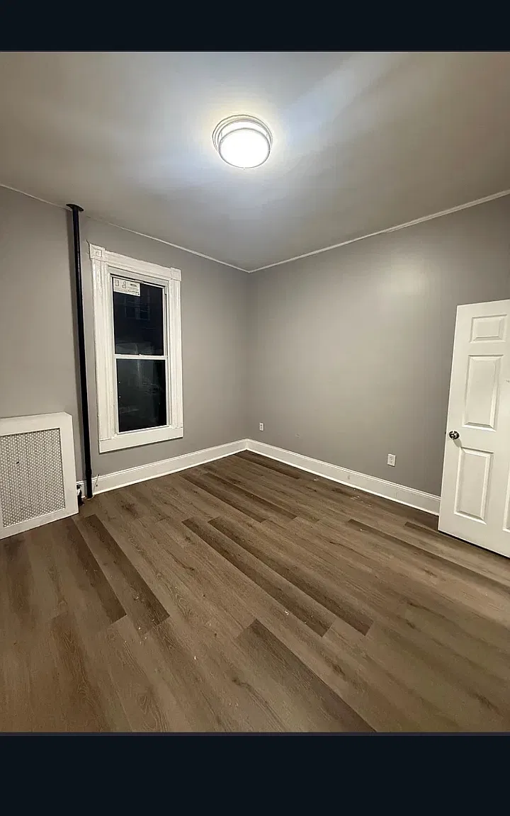 Studio, $1,595 — Photo 4
