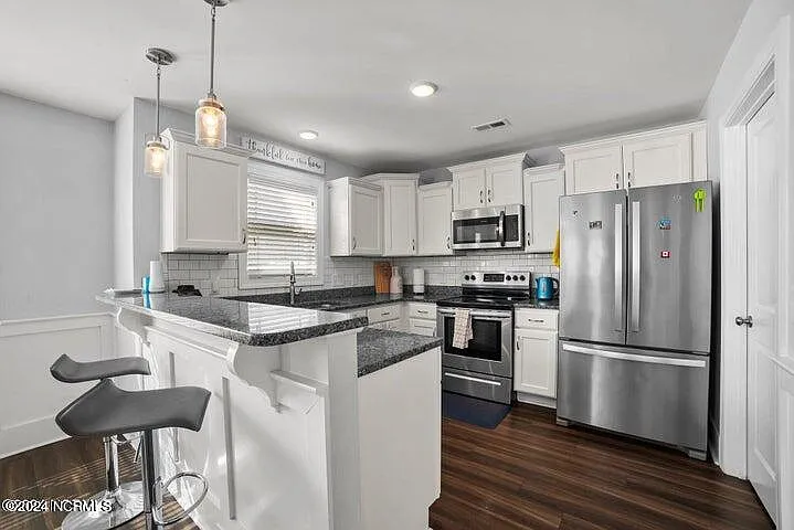 2327 Great Laurel Ct — Photo 6