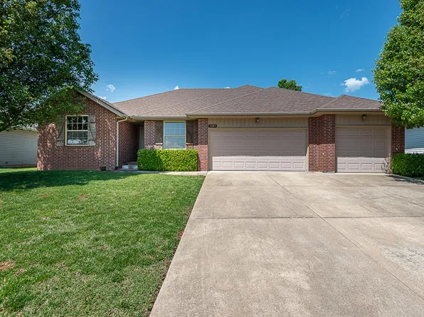 1085 Red Cedar Avenue, Springfield, MO 65802