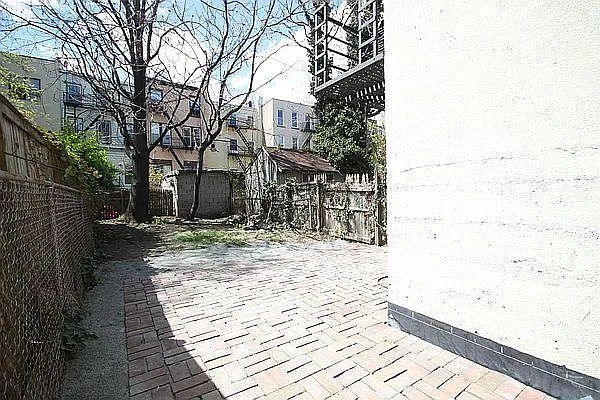 124 Garden St #GARDEN — Photo 8