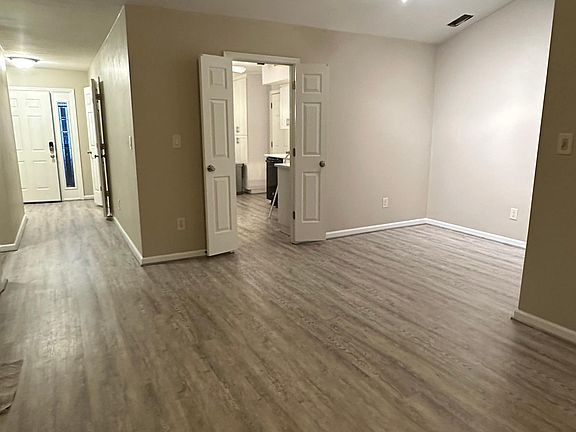 Great room/ dining area