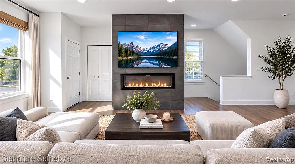 4 bed, 2.5 bath, 1715 sqft, $3,500 — Photo 4
