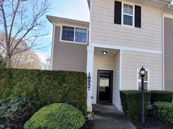 18957 108th Lane SE, Renton, WA 98055