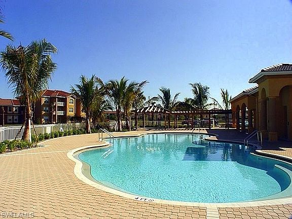 5th image of 15605 Ocean Walk Cir APT 214
