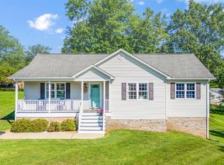 145 Pine St, Appomattox, VA 24522