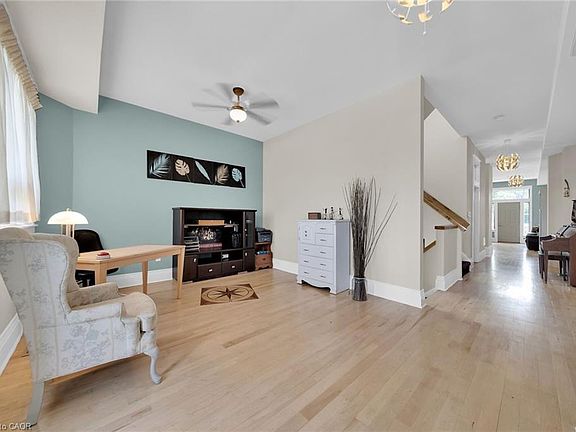 5th image of 550 Beach Blvd