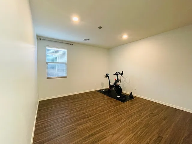 8597 N Genoa Ct — Photo 23
