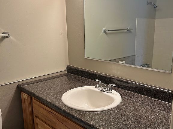 3rd image of 2150 W Missouri Ave APT 111