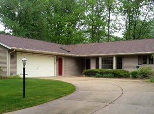 2400 Ruth Ave, Holland, MI 49424