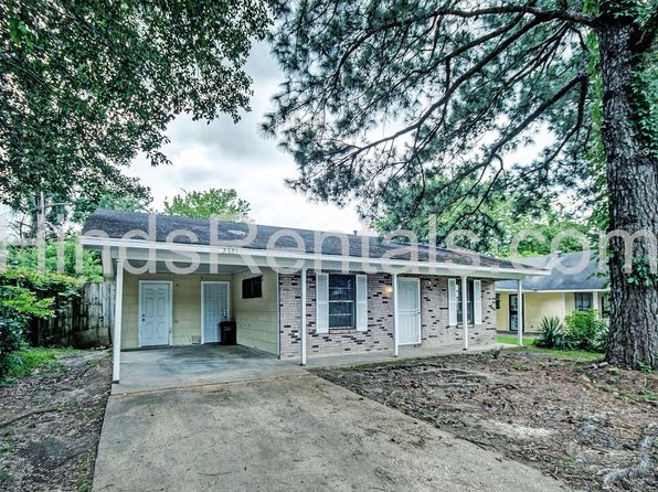 2325 Lake Glen Dr