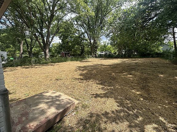 4th image of 113 Scenic View Rd
