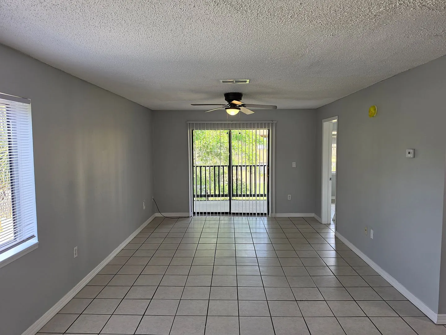 2526 S. Oak Avenue (4) — Photo 3