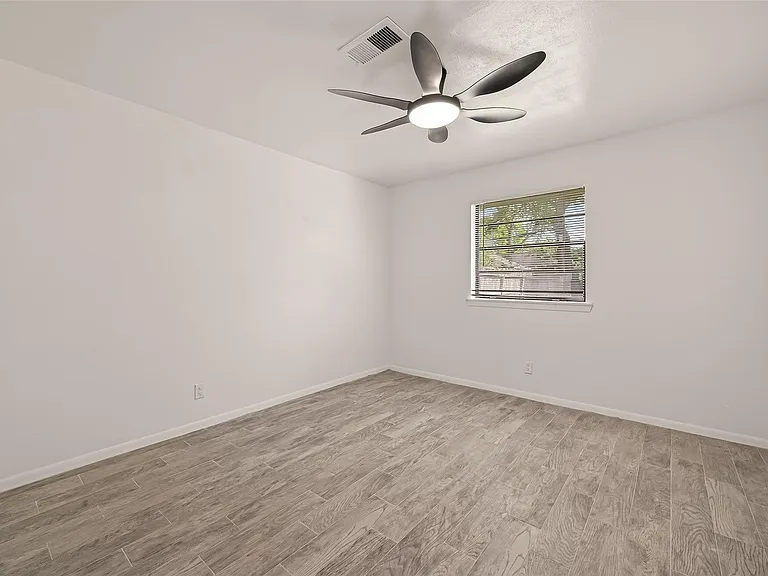 5523 Kuldell Dr — Photo 32