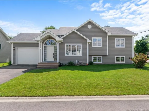 1 Sebastien St, Shediac, NB E4P 0K7