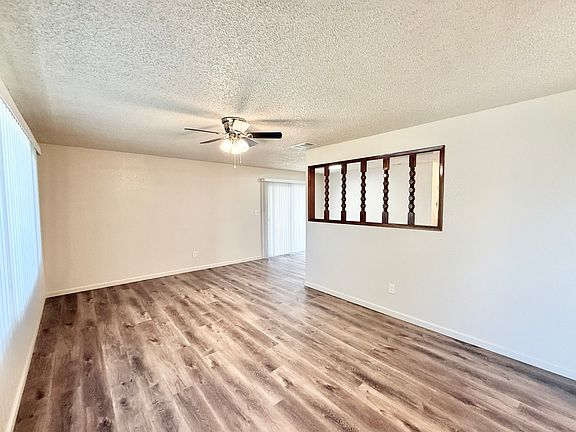 5th image of 4128 Bluebird Dr