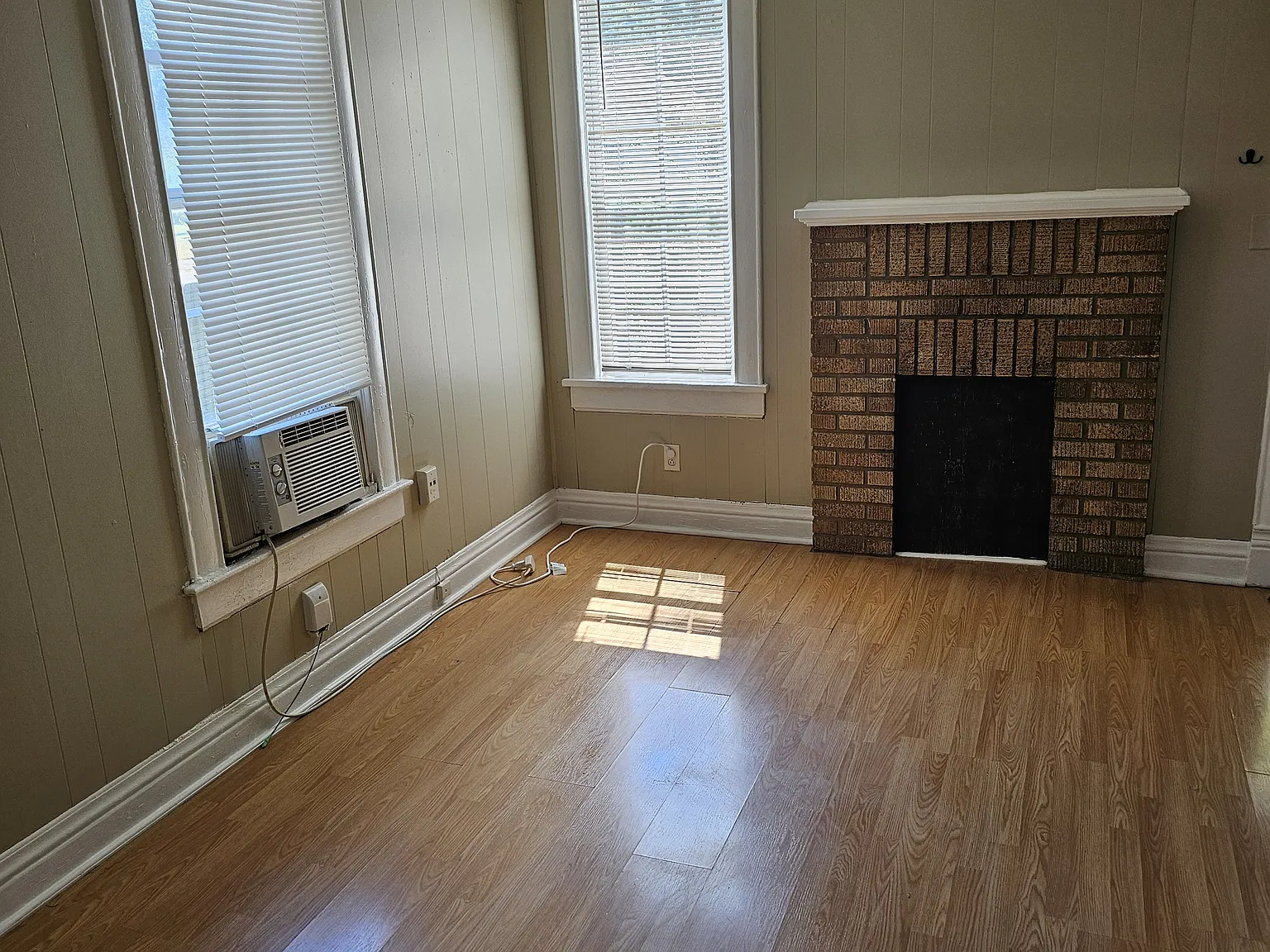 1 bed, 750 sqft, $550 — Photo 2