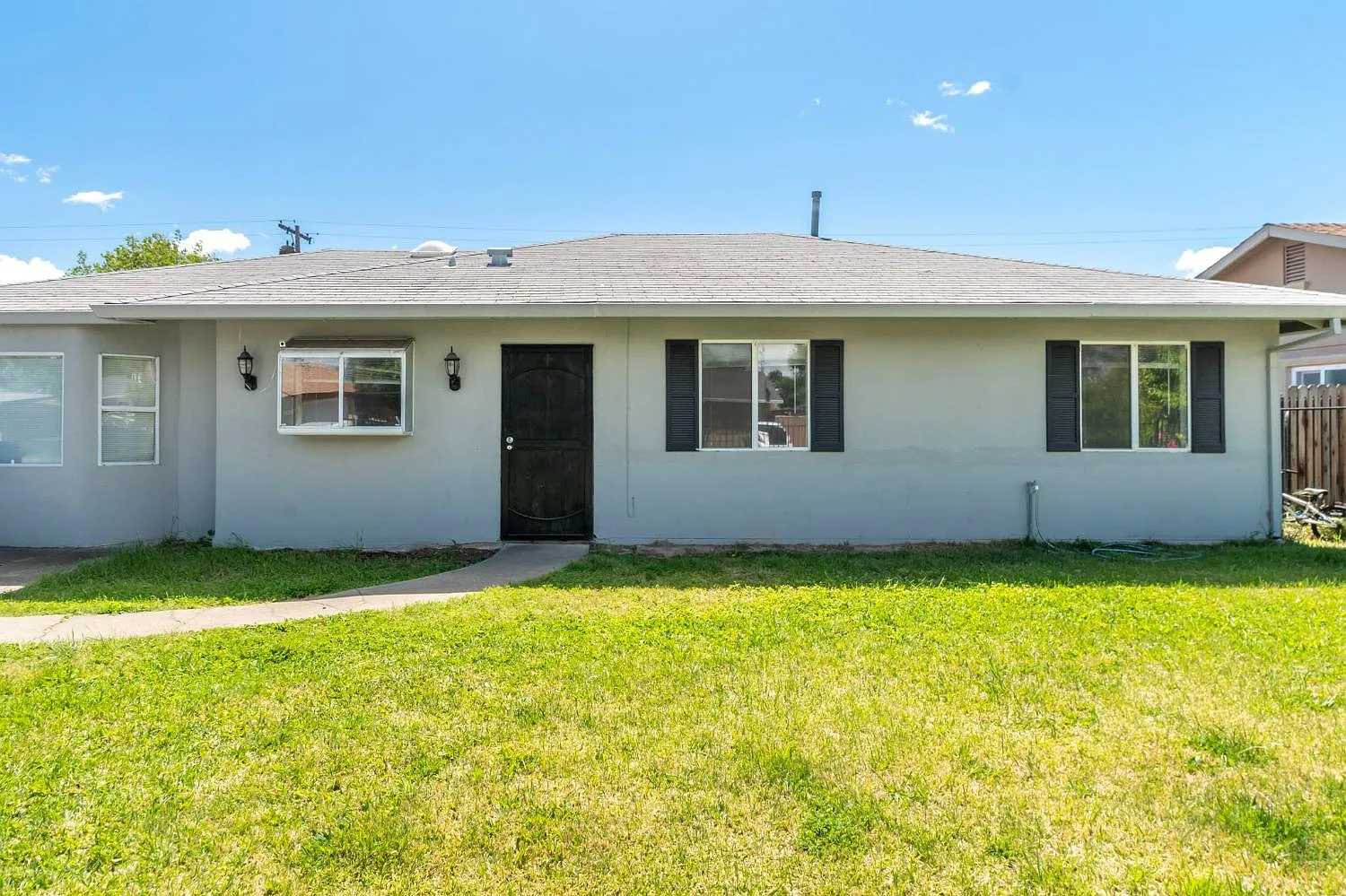 3612 Buhler Way photo 1
