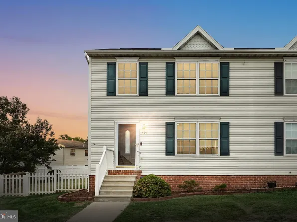 414 Debbi Ct, Hanover, PA 17331