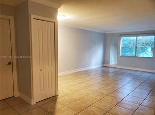1300 Moffett St APT 203, Hallandale, FL 33009