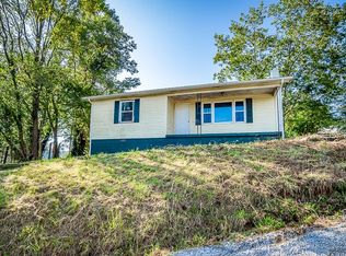 218 Hilham Hwy, Livingston, TN 38570