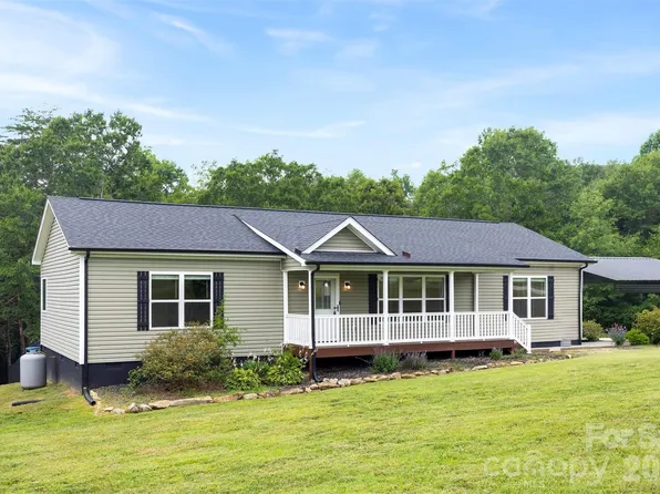 1259 Hardin Rd, Dallas, NC 28034