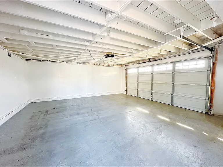 4650 Mount Longs Dr — Photo 30