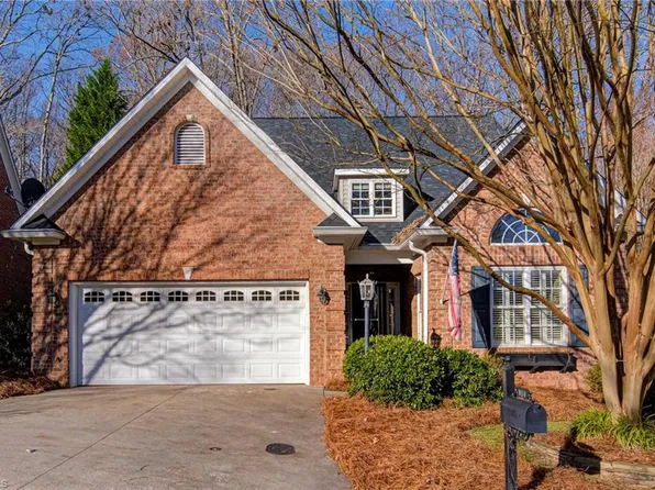 810 Kensford Ct, Lewisville, NC 27023